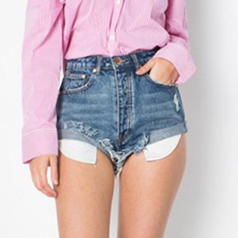Signature8 High Waisted Mid Wash Cutoff Shorts